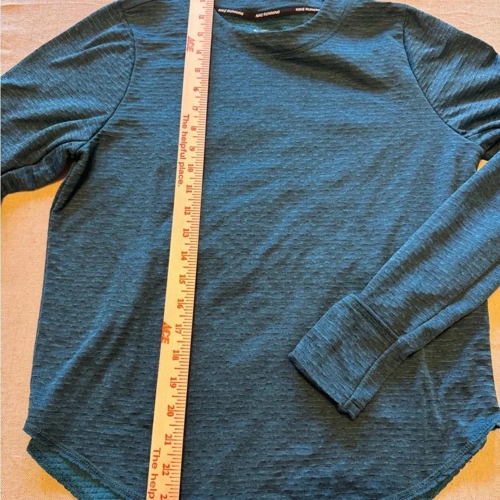 Women’s Nike Thermal Running Top